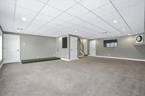 59 Post Road Hooksett NH 03106