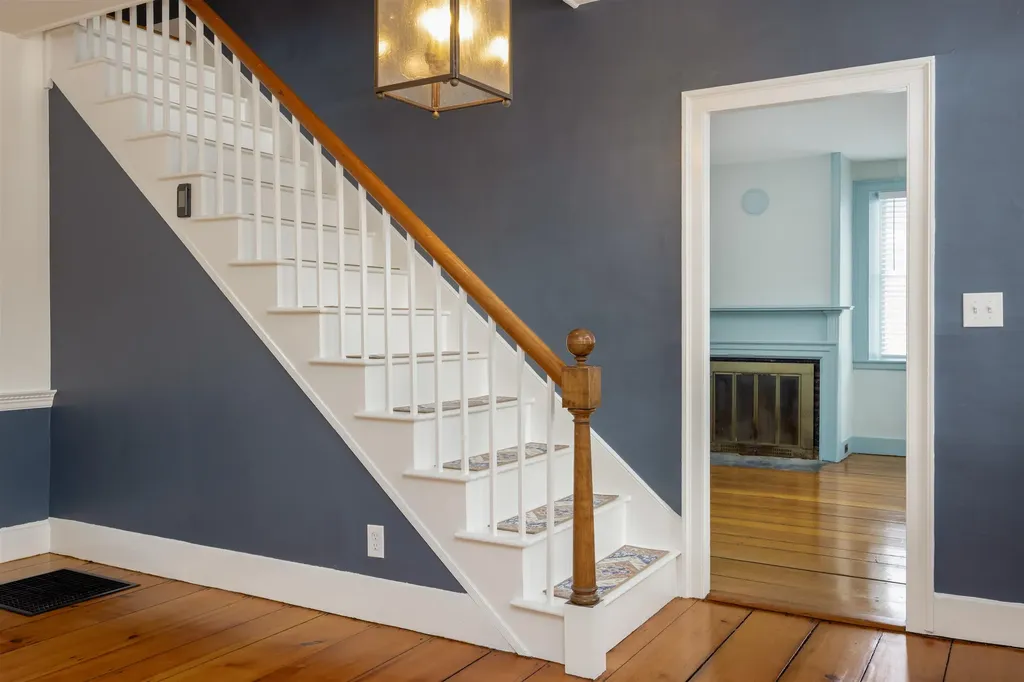 1106 Route 12a Plainfield NH 03781