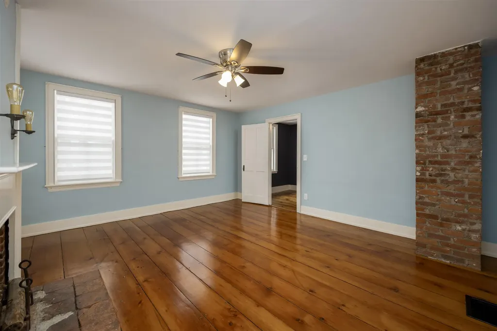 1106 Route 12a Plainfield NH 03781