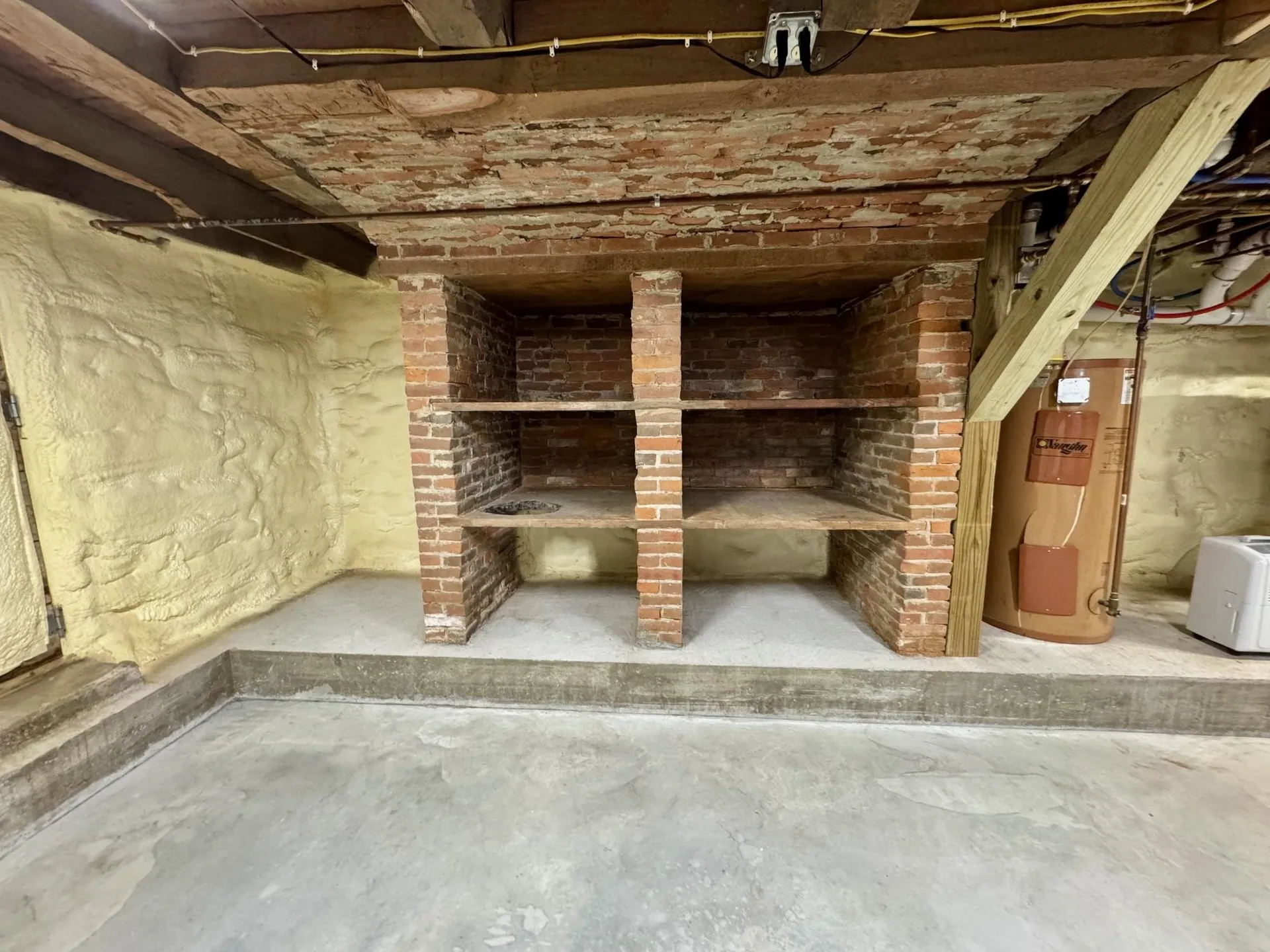 1106 Route 12a Plainfield NH 03781