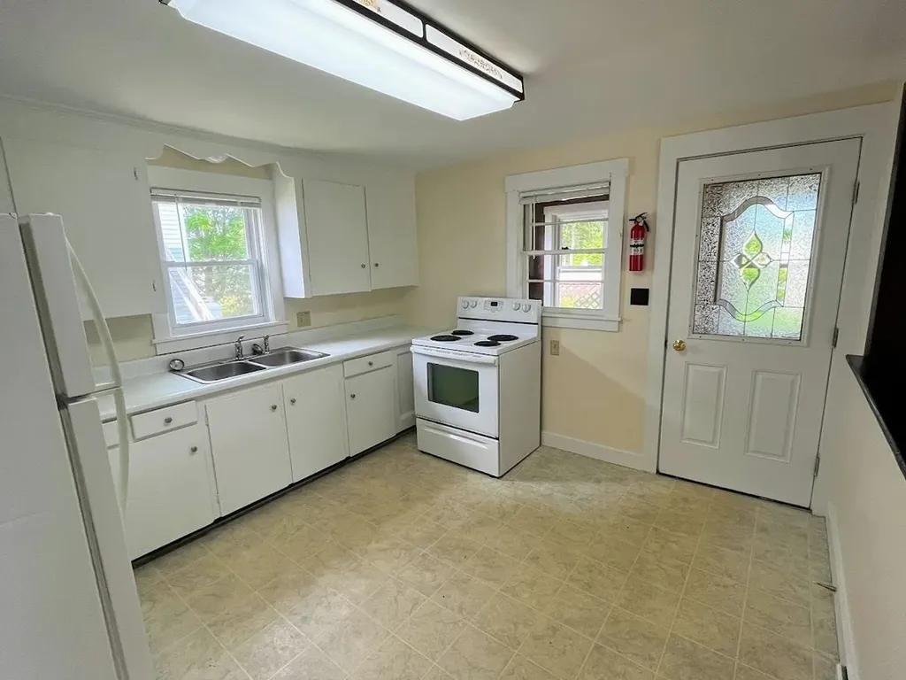 21 Wheatley Street Lebanon NH 03766