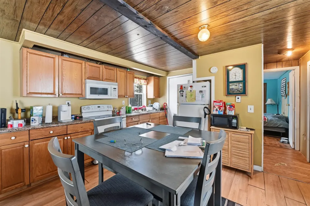 87 Cote Road Richmond VT 05477