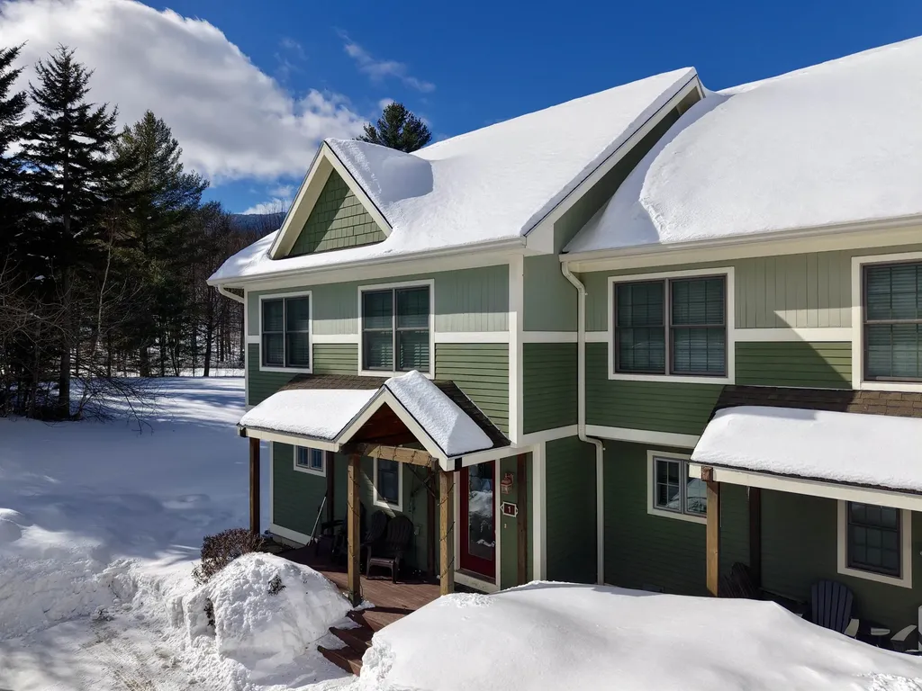 24 Amber Way Warren VT 05674