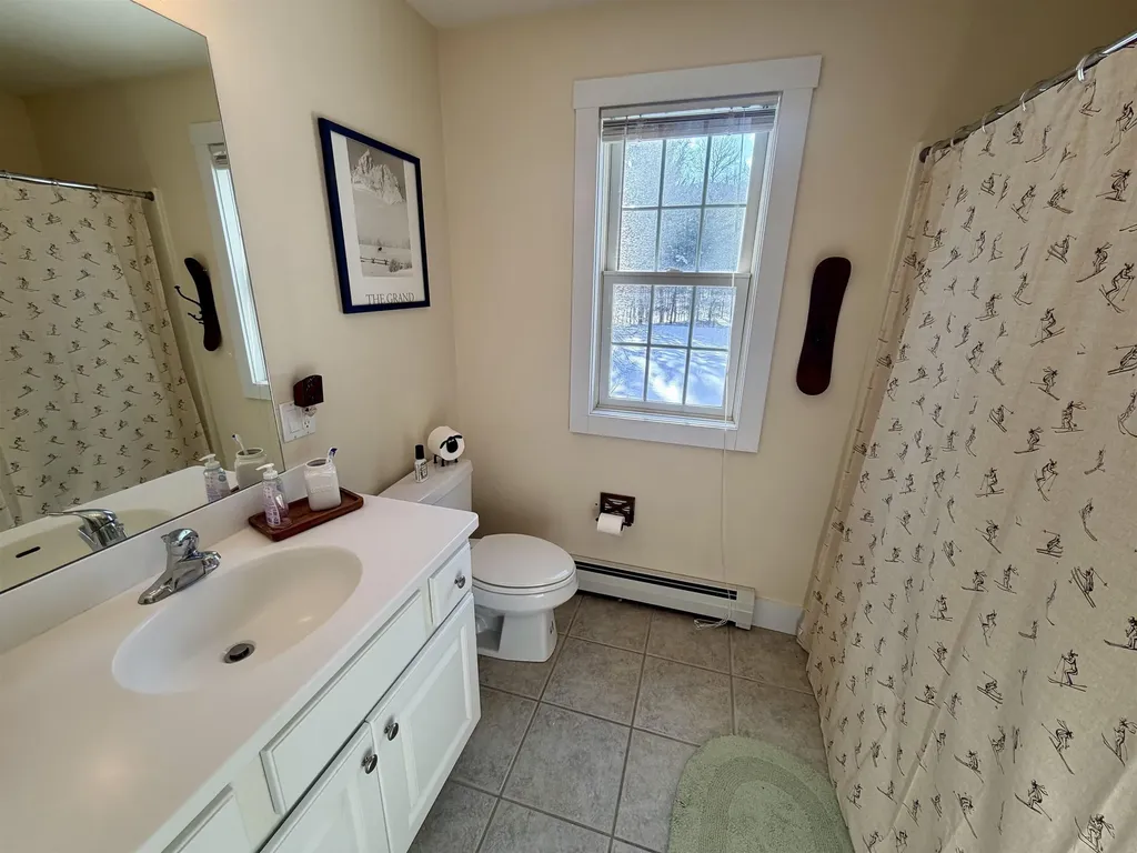 24 Amber Way Warren VT 05674