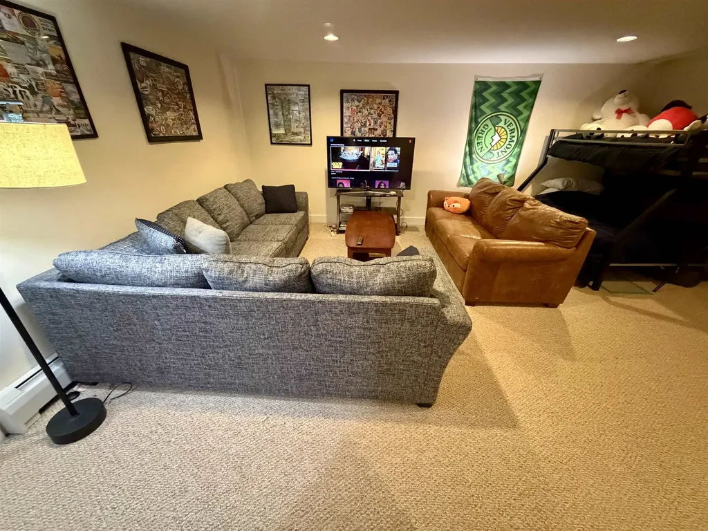 24 Amber Way Warren VT 05674