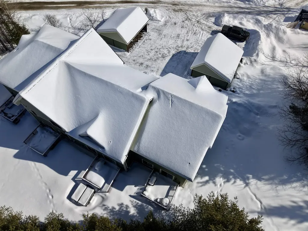 24 Amber Way Warren VT 05674