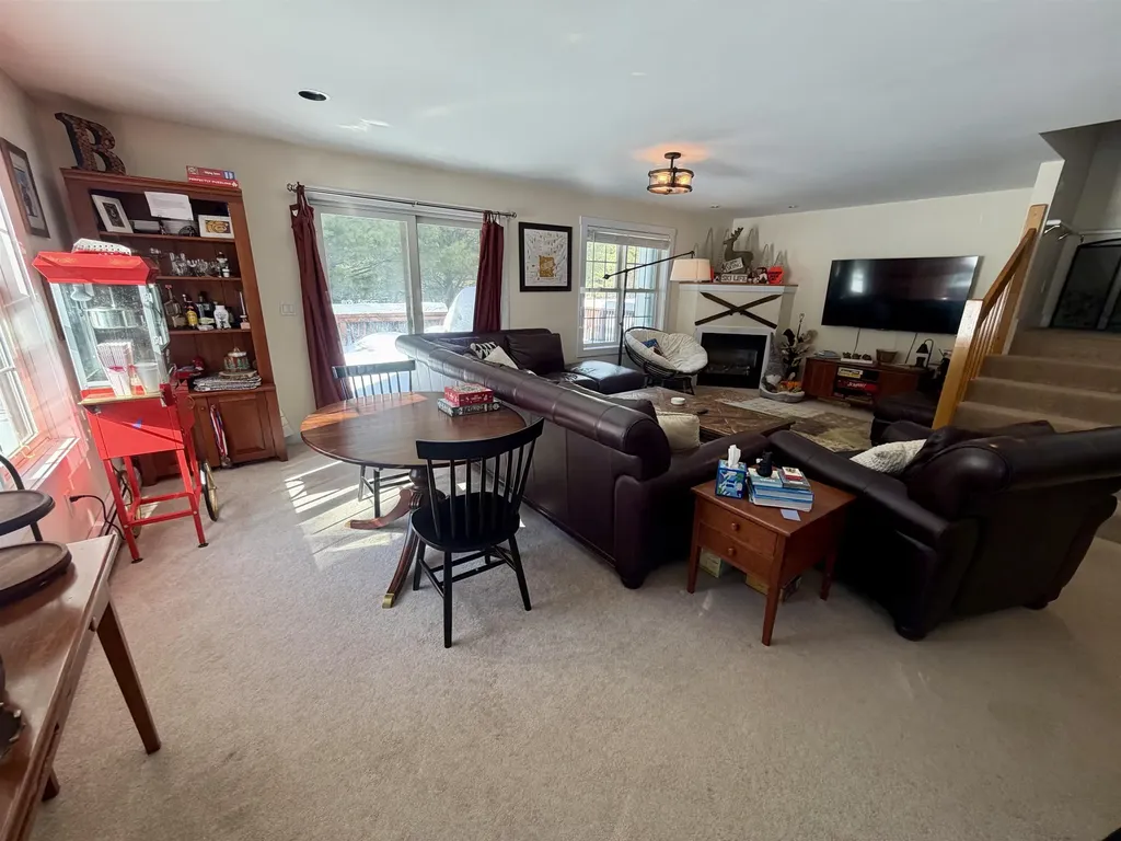 24 Amber Way Warren VT 05674