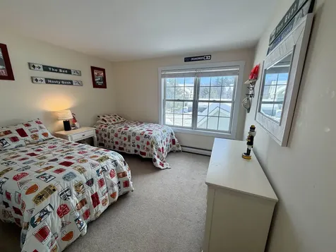 24 Amber Way Warren VT 05674