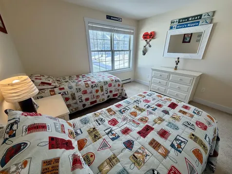 24 Amber Way Warren VT 05674