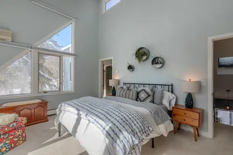 104 High Meadow Road Winhall VT 05340