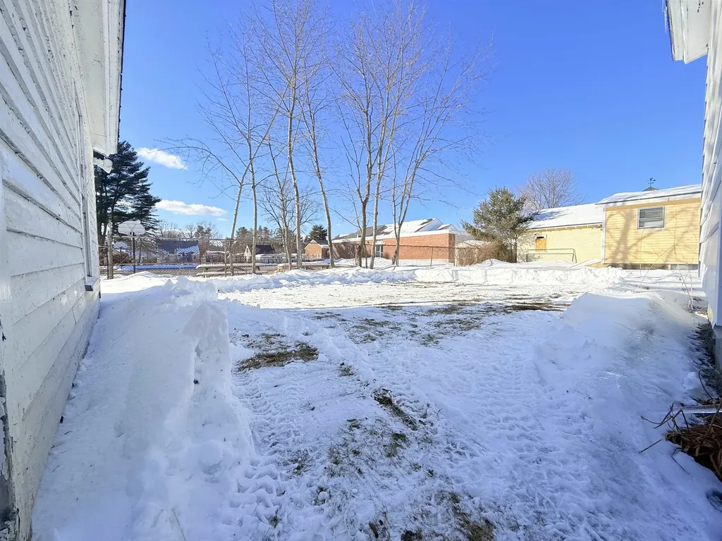 19 Kenyon Street Claremont NH 03743