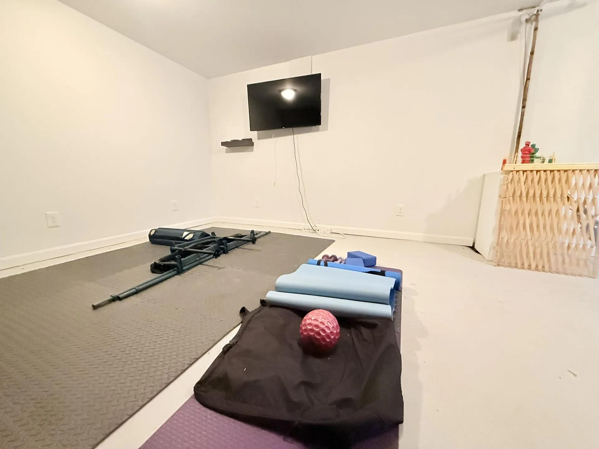 19 Kenyon Street Claremont NH 03743