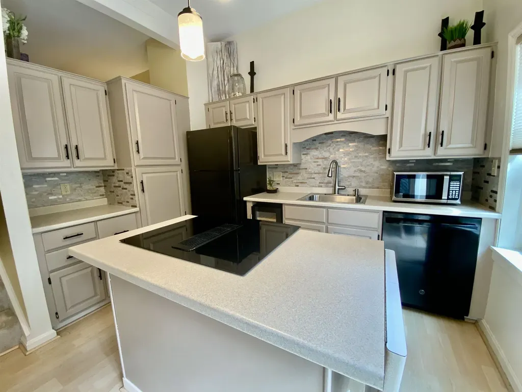 85 Townhouse Way Woodstock VT 05091