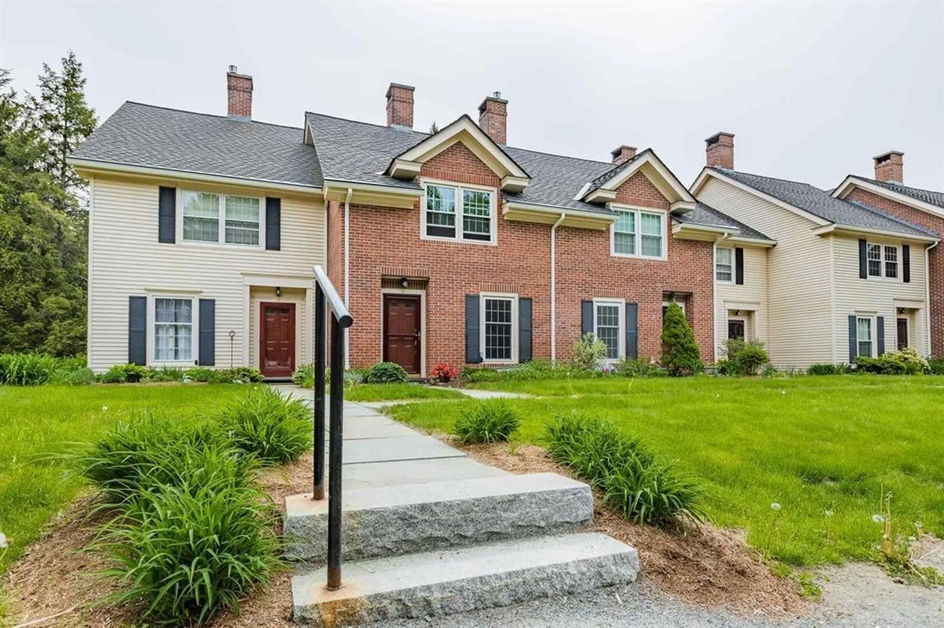 85 Townhouse Way Woodstock VT 05091