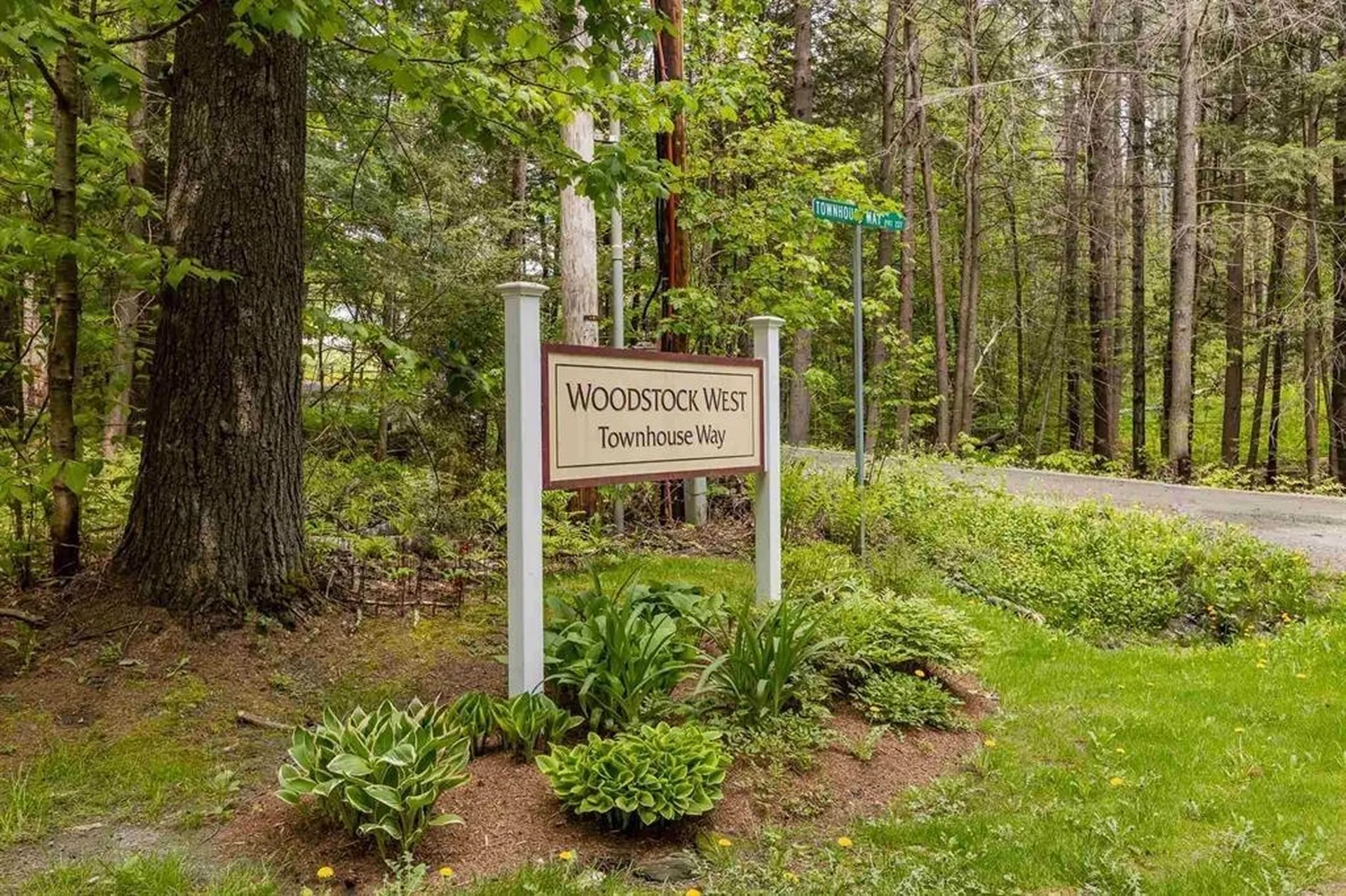 85 Townhouse Way Woodstock VT 05091