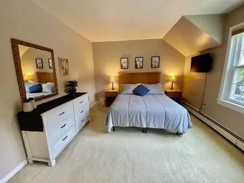 85 Townhouse Way Woodstock VT 05091