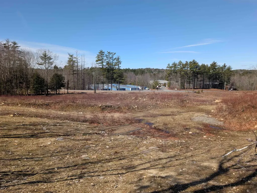 00 Calef Highway Barrington NH 03825