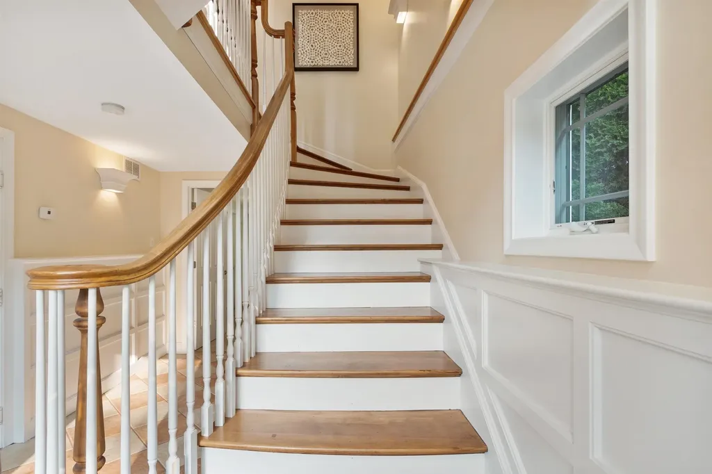 30 Ancient Highway Hampton NH 03842