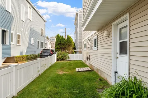 30 Ancient Highway Hampton NH 03842