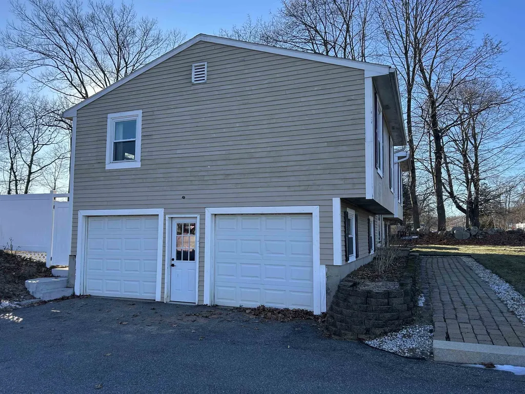 1409 Wellington Road Manchester NH 03104