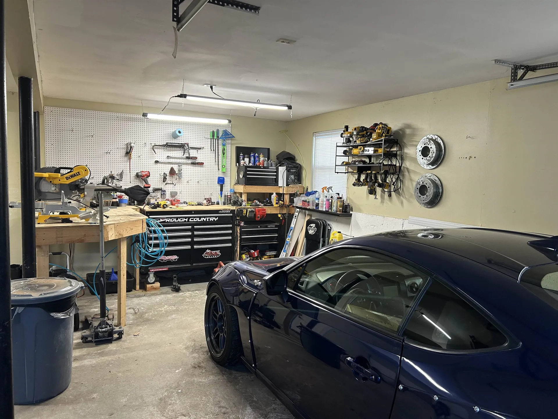 1409 Wellington Road Manchester NH 03104