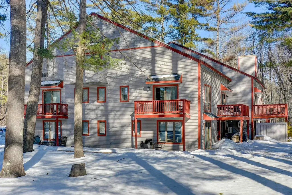 1-O River Run Road Bartlett NH 03812