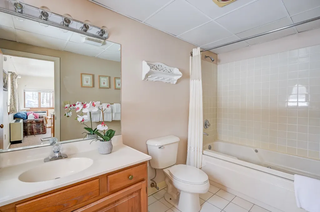 9I River Run Drive Bartlett NH 03812