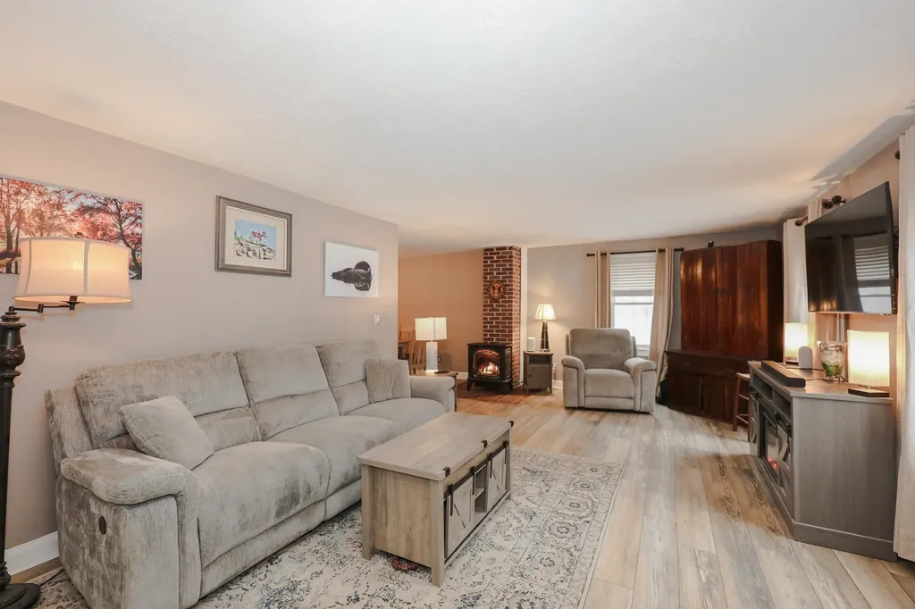 584 Calef Highway Lee NH 03861