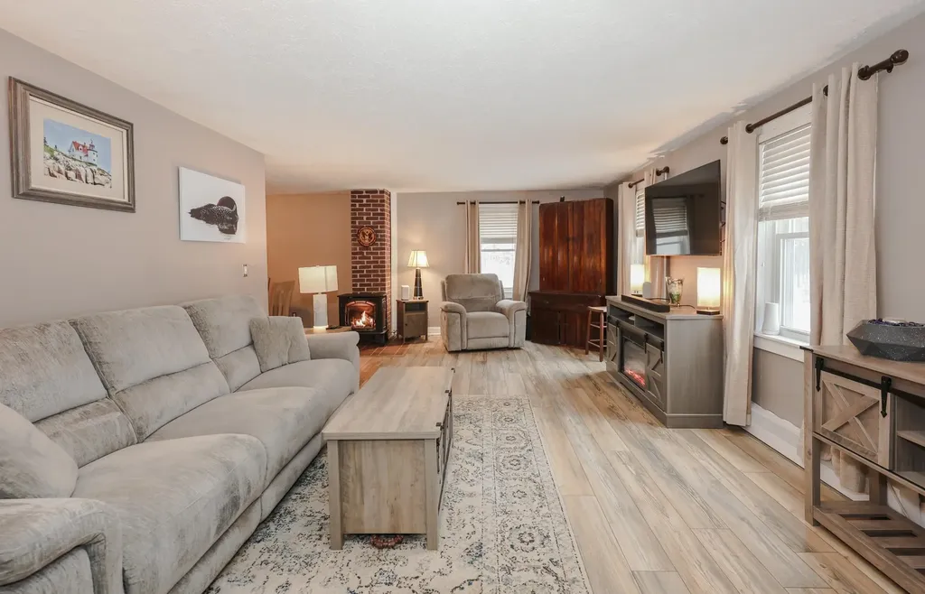 584 Calef Highway Lee NH 03861