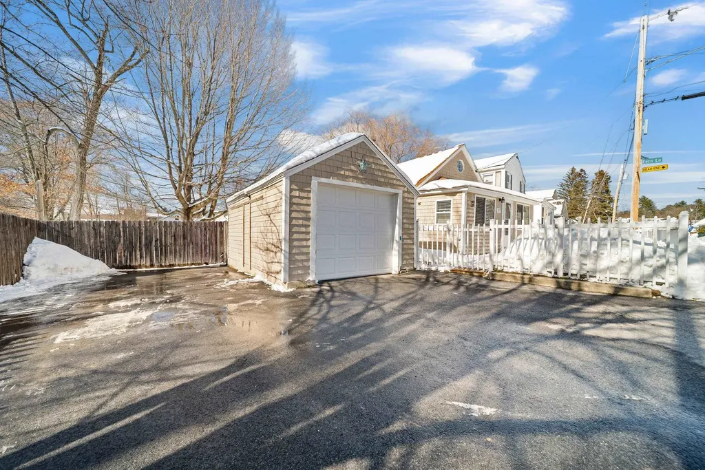 223 W Shore Avenue Manchester NH 03109