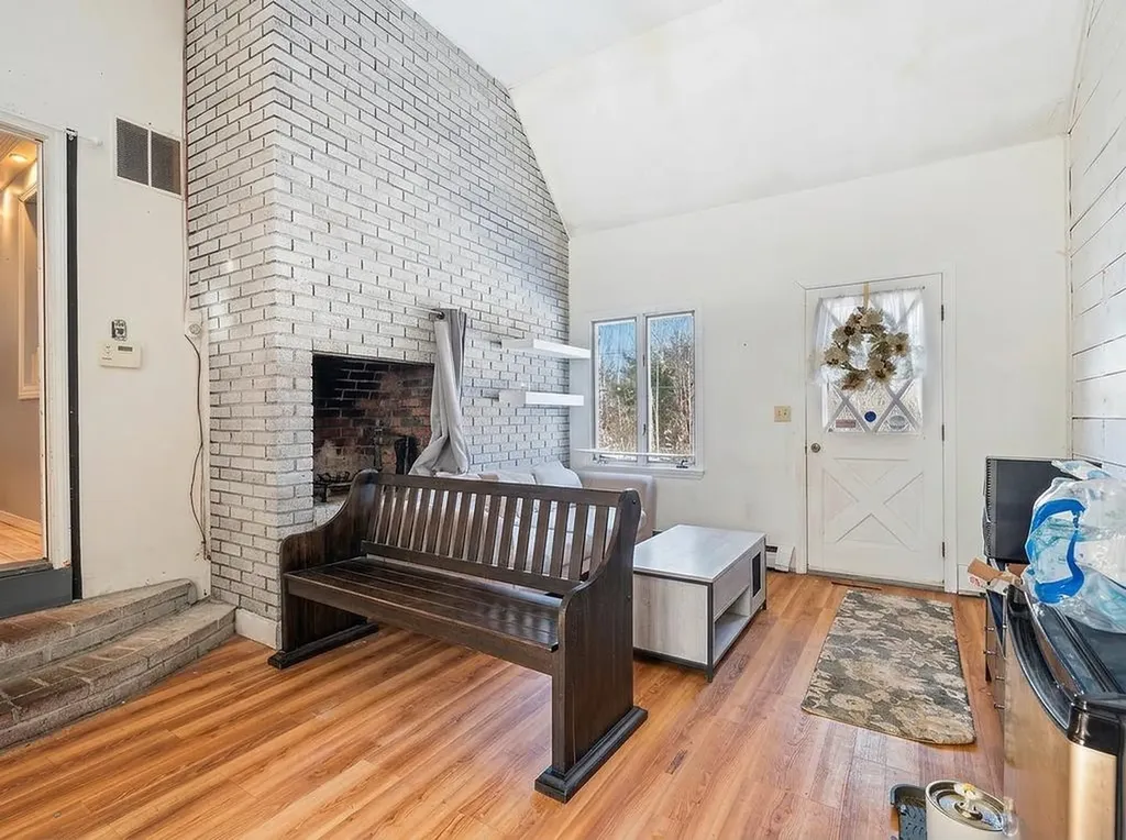 1 Stagecoach Drive Sandown NH 03873