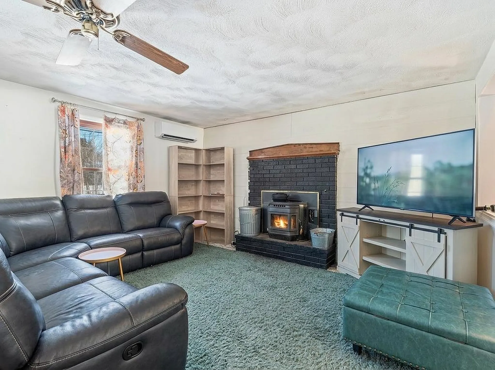 1 Stagecoach Drive Sandown NH 03873