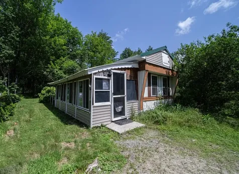 368 North Road Danbury NH 03230