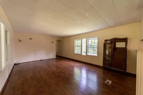 368 North Road Danbury NH 03230