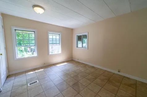 368 North Road Danbury NH 03230