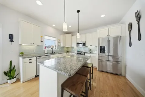 20 Sommerfield Drive South Burlington VT 05403