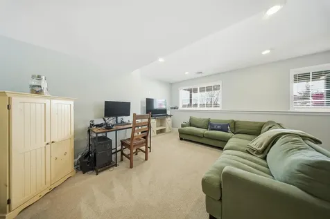 20 Sommerfield Drive South Burlington VT 05403