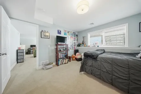 20 Sommerfield Drive South Burlington VT 05403