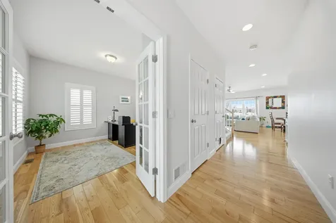 20 Sommerfield Drive South Burlington VT 05403