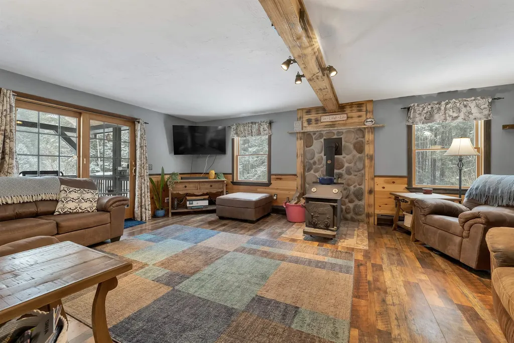 136 Lovering Avenue Loudon NH 03307