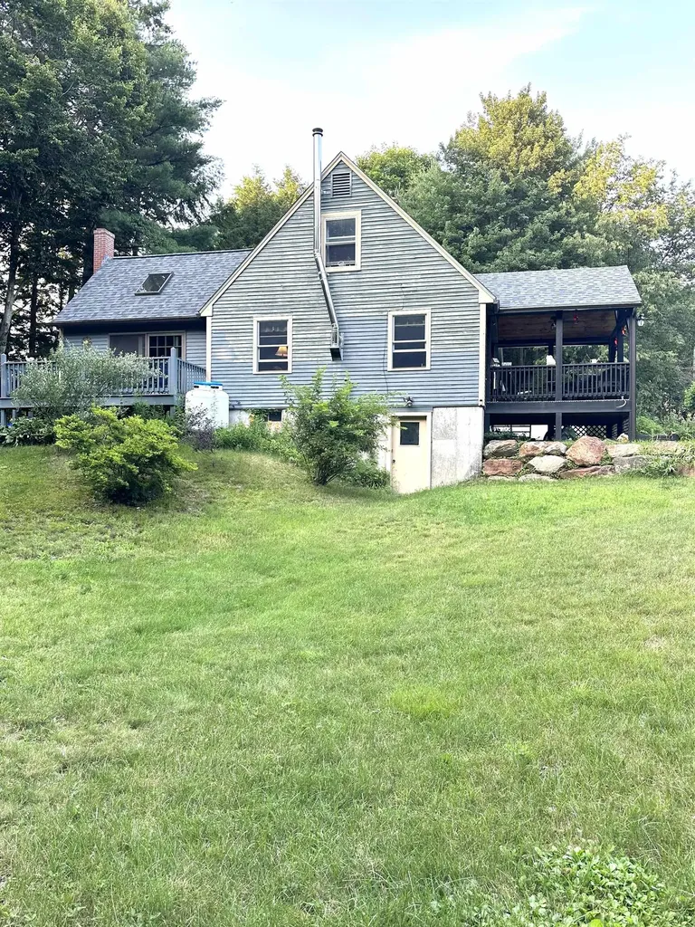 136 Lovering Avenue Loudon NH 03307