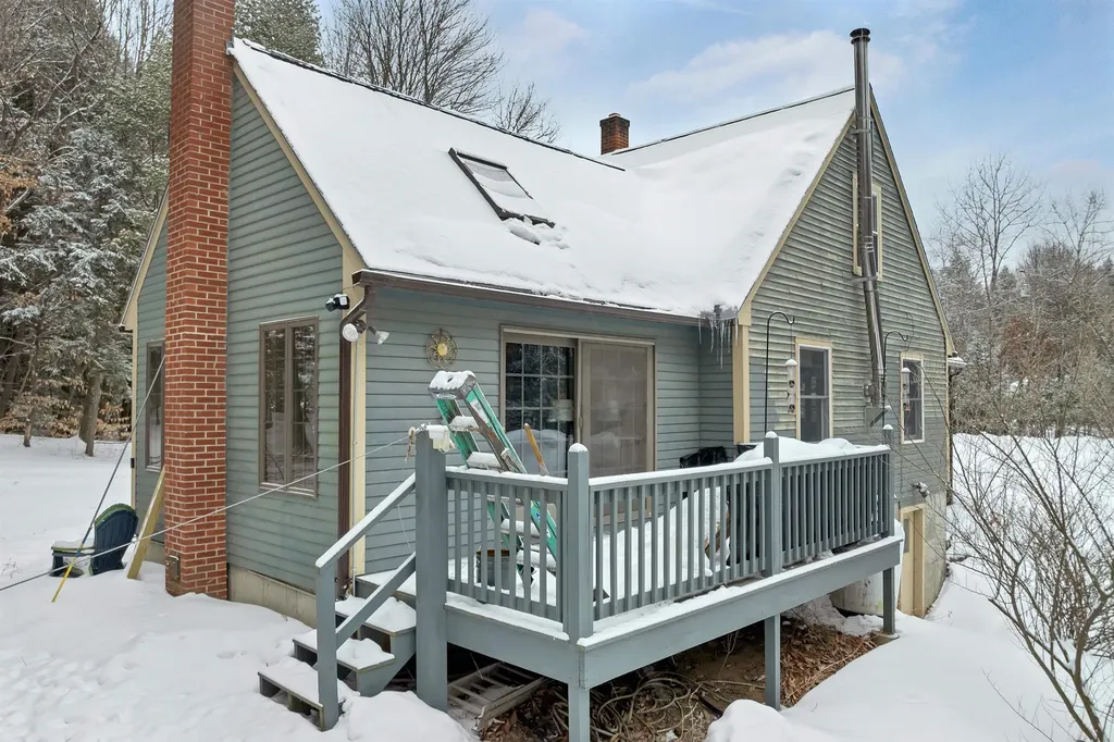 136 Lovering Avenue Loudon NH 03307