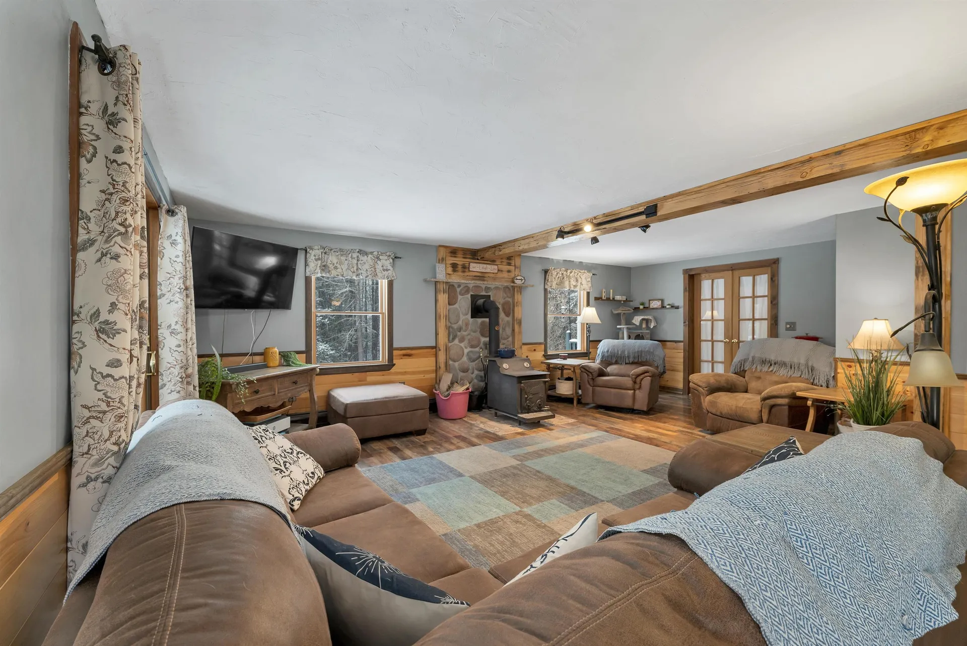 136 Lovering Avenue Loudon NH 03307