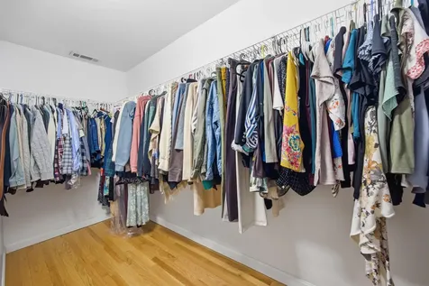 11 Canterberry Court Hudson NH 03051