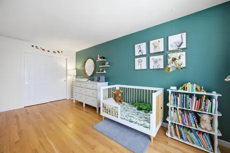 11 Canterberry Court Hudson NH 03051