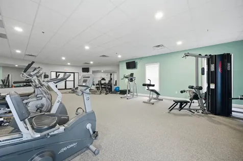 11 Canterberry Court Hudson NH 03051