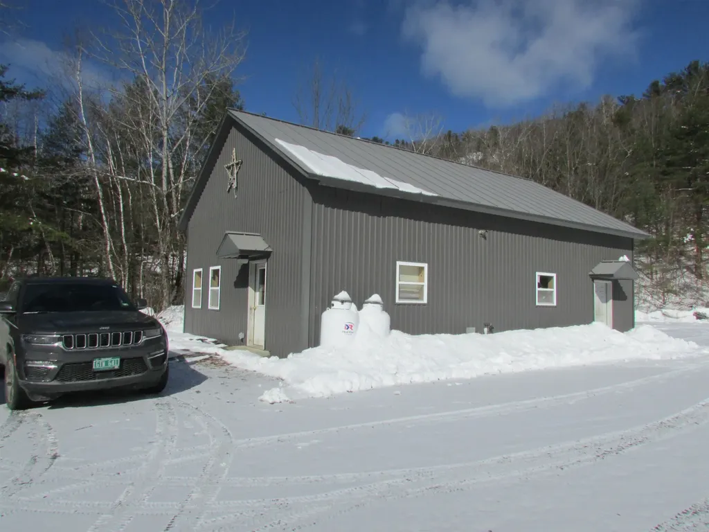 118 Shippee Lane Sharon VT 05065