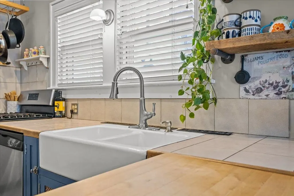 305 Congress Street Morristown VT 05661