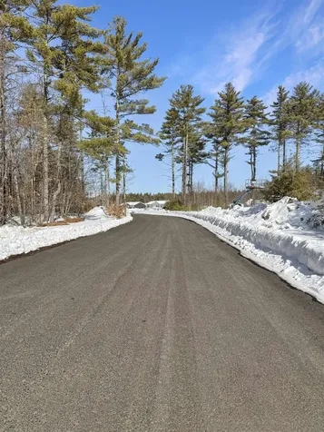 35 Margarets Way Ossipee NH 03864