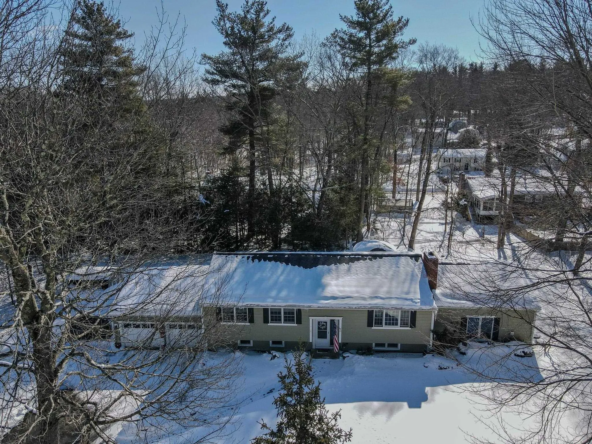 15 Easthill Drive Hudson NH 03051